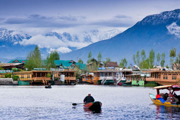 Amritsar to Kashmir Taxi